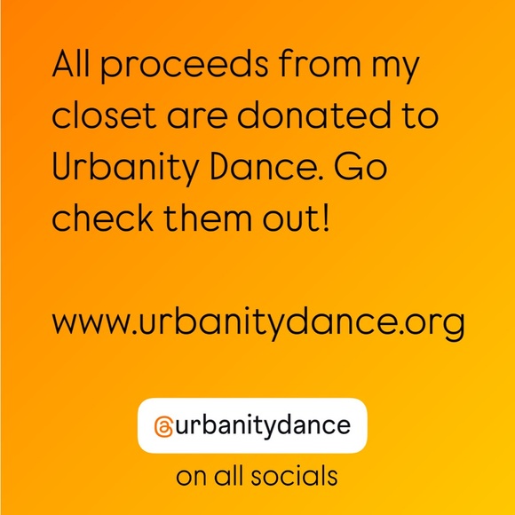 Club Monaco Sweater - Picture 9 of 9